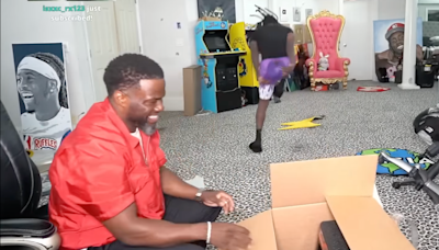 Kevin Hart Gifted Step Stool On Kai Cenat Livestream: “You Needed This One, Bruh!”