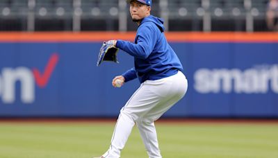 Aaron Nola pitches shutout as Phillies beat stumbling Mets