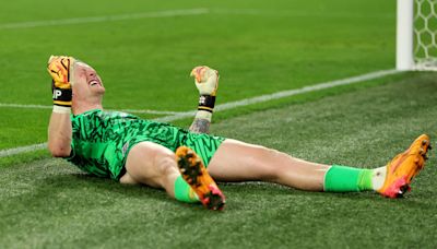 Watch Pickford absolutely lose it as he celebrates Watkins' winner with fans