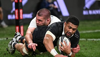 New Zealand 16-15 England: All Blacks narrowly edge First Test thriller as Marcus Smith rues missed kicks