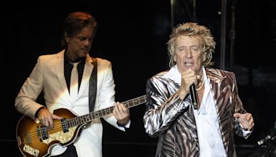 Rod Stewart, abucheado por apoyar a Ucrania en la ciudad de Leipzig durante un concierto