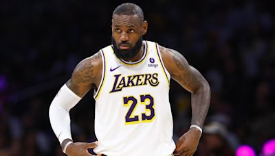 LeBron James expected to opt out of Lakers contract, become unrestricted free agent, per report