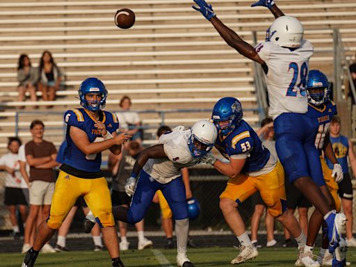 Spring football: Martin County starts 'fresh' new group with win over Pahokee