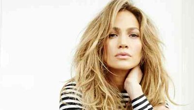 Jennifer Lopez celebra seu aniversário sem Ben Affleck