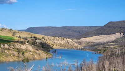 Mass evacuations along Fraser, Chilcotin rivers unlikely after landslide: Ma