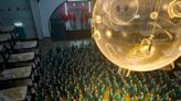 Netflix 最大規模實境節目：《魷魚遊戲》搬到現實世界，厚賞 $456 萬美金！
