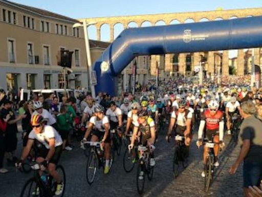 La marcha cicloturista Pedro Delgado rinde un homenaje especial a Alberto Contador con más de 1.600 participantes