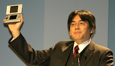 Satoru Iwata Hypes Up the Nintendo DS and Teases the Wii in Newly Resurfaced Interview - IGN