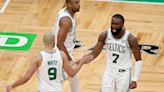 Los Celtics se anotan un sufrido primer triunfo en la Final del Este