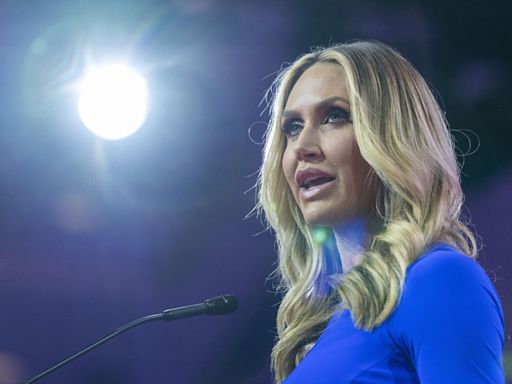 Lara Trump afirma que hay millones de estadounidenses que no confían en el proceso electoral - La Opinión