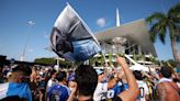 Fans rush security gates ahead of Copa America 2024 final between Argentina and Colombia