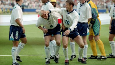 Gazza forgot adidas boots at Euro 96 and had to play in teammate's ripped ones