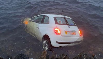 Lucky escape after car plunges into Lough Salt - Donegal Daily