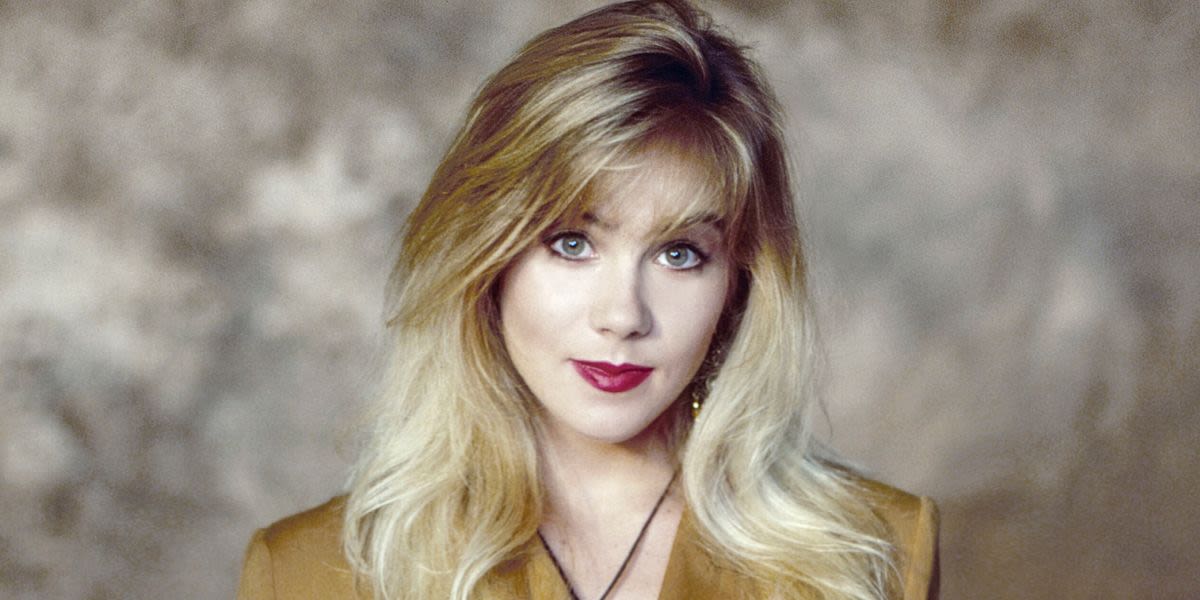 Christina Applegate Speaks Candidly About Her Early Experience With An Eating Disorder
