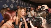 Shakira revoluciona Hollywood con el estreno de su nuevo disco 'Las mujeres ya no lloran'