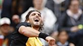 Tsitsipas reta a Alcaraz en Roland Garros: 'Hay fuego en mi interior'
