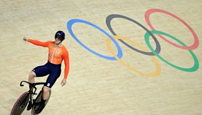 Dutch star Lavreysen smashes men's sprint track cycling world record