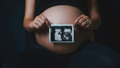 TÉMOIGNAGE. "Mon petit ami a célébré l'annonce de ma grossesse en couchant avec une autre femme"