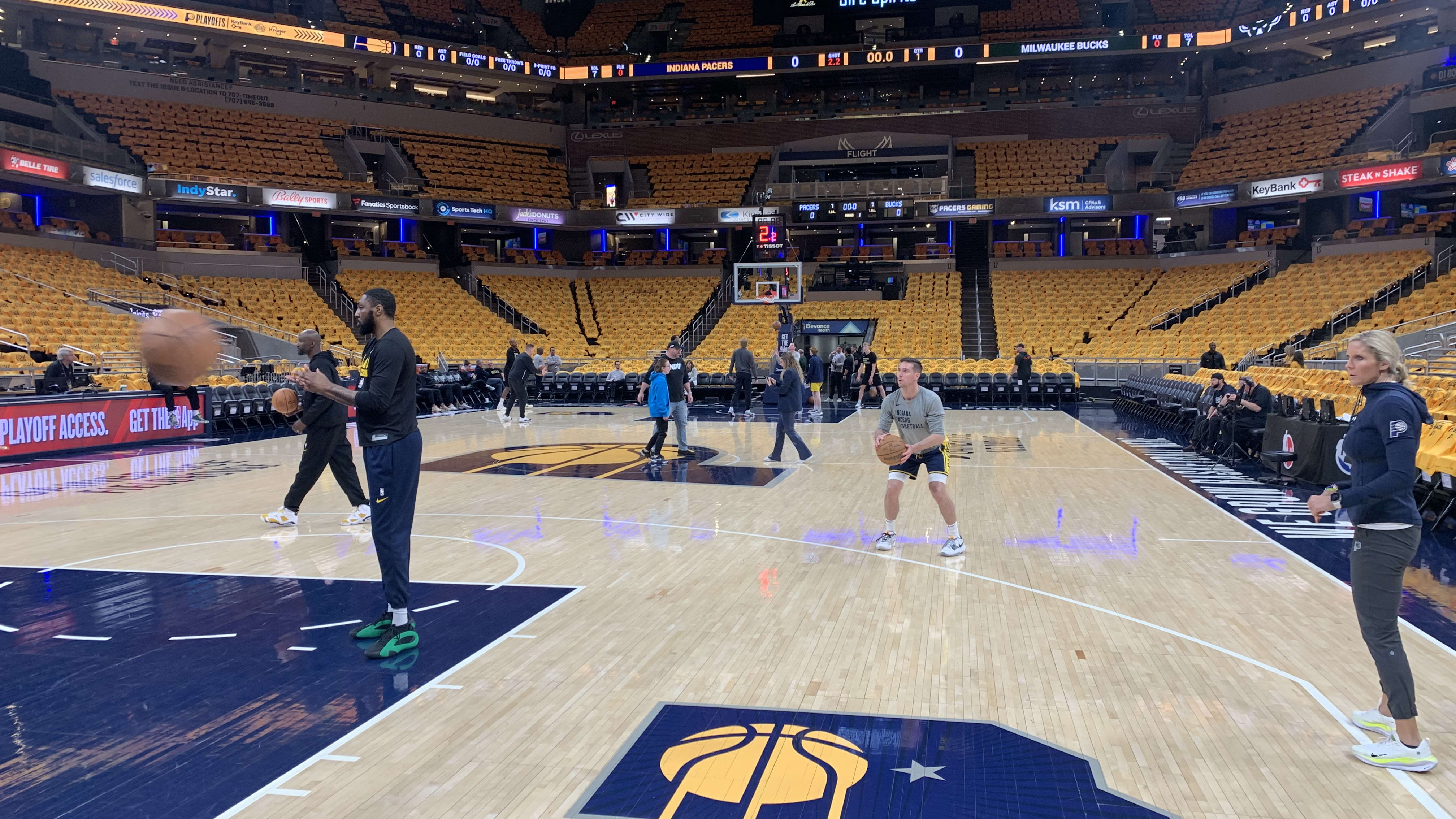 Indiana Pacers vs Milwaukee Bucks Game 3: Khris Middleton is in, final injury report, official starters April 26