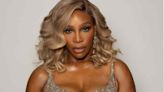 Serena Williams' Nude Chrome Nails Are Summer Perfection