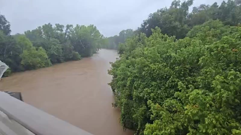 Video: Water levels rise along Haw River, expected to crest at more than 30 feet