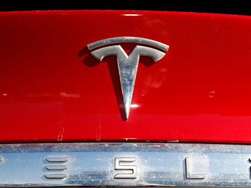 Tesla recalling more than 1.8M vehicles due to hood issue