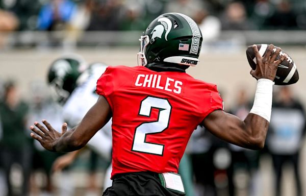 Michigan State, Michigan QBs Team Up to Host Youth Camp