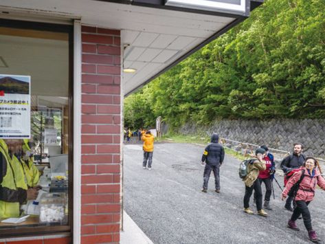 日本富士山開山不到半個月 山難累計五死