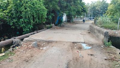 Fix dangerous pathway near school in Mayiladuthurai, say activists