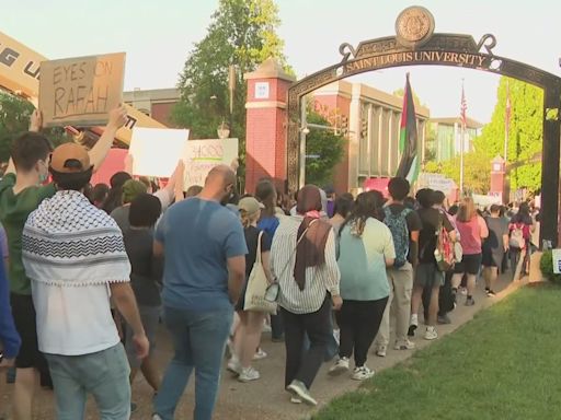 Hundreds turn out for pro-Palestinian protest at Saint Louis University