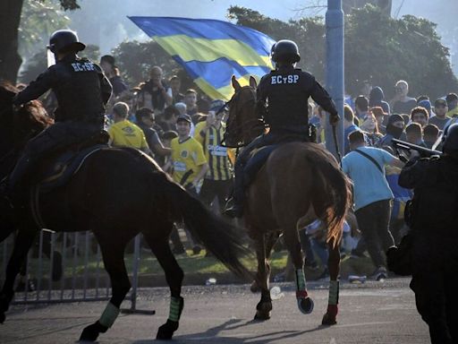 Rosario Central - Atlético Mineiro: corridas y balas de gomas en las horas previas al partido por la Copa Libertadores