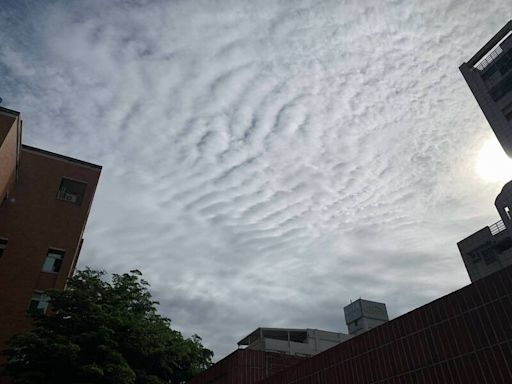 巧？花蓮清晨地牛翻身 彰化先見「魚鱗天」地震雲