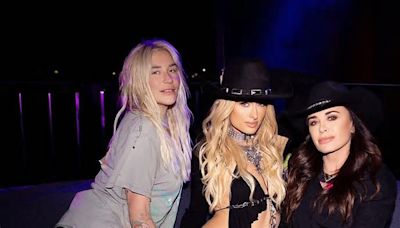 Revival of 2000s Nostalgia: Paris Hilton and Kesha Reconnect, Sparking Excitement for a Possible Collaboration