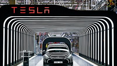 Tesla大裁員︱內地應屆生OFFER被取消僅賠一個月底薪 其他電動車廠即拋「橄欖枝」