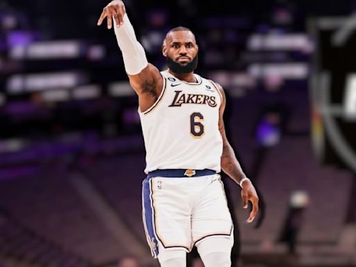 LeBron James Has Given Lakers One Week to Sign Championship Winning Roster, Claims NBA Insider