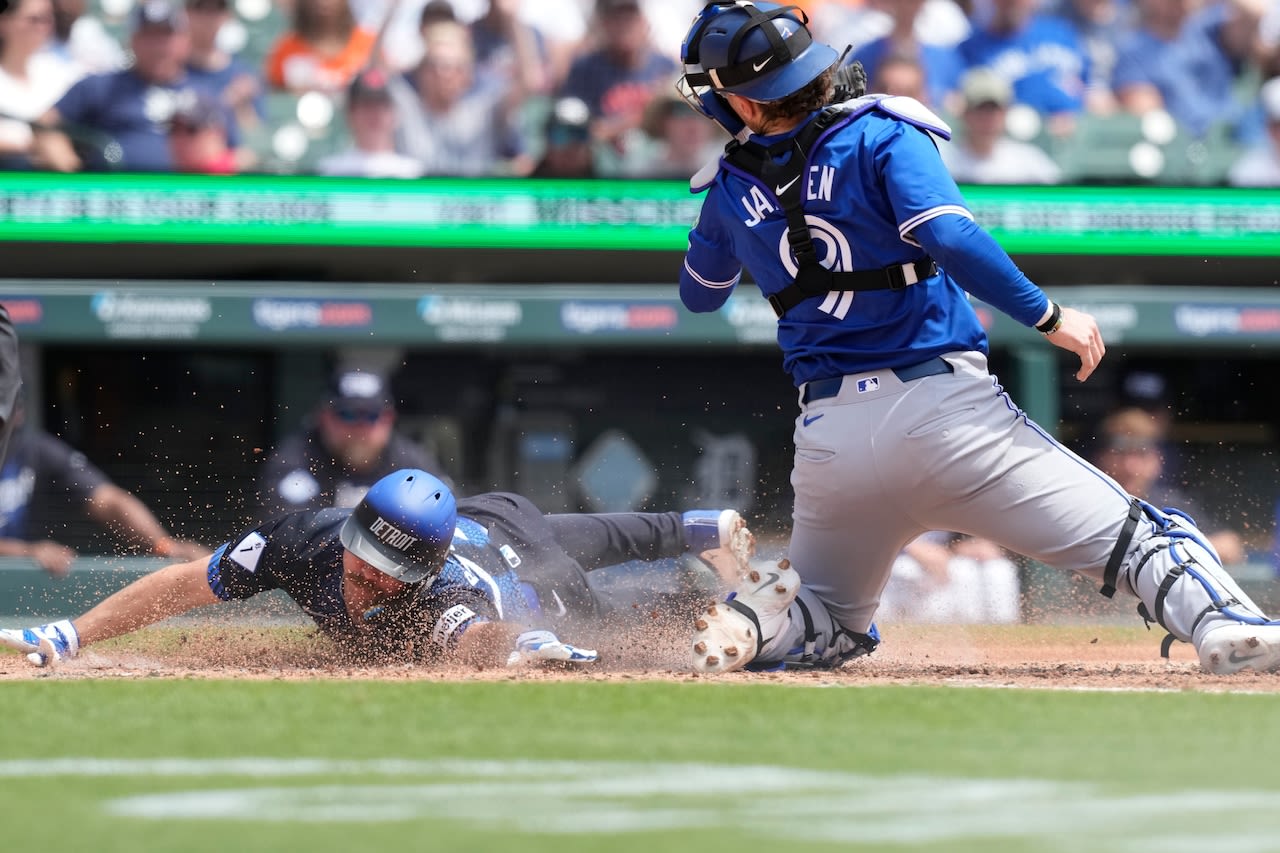 Tigers finish wild 14-11 win over Jays with walk-off blast