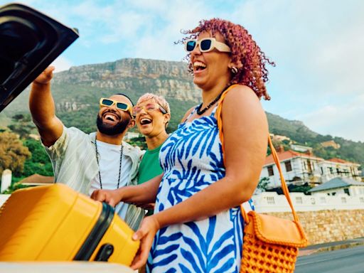 5 ChatGPT Prompts To Save You Money on Your Next Vacation