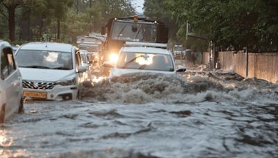 IMD issues ‘orange alert' for heavy rain in Delhi-NCR for next 3 days, warning issued for these states also