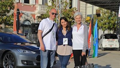 When Elon Musk’s Mum Came On The Croatian Nikola Tesla EV Rally