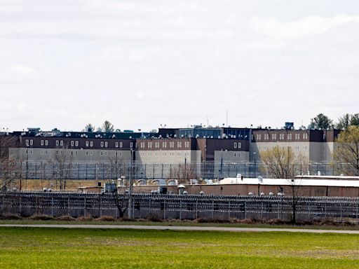 2 corrections officers stabbed, 3 others injured in assault at Massachusetts prison