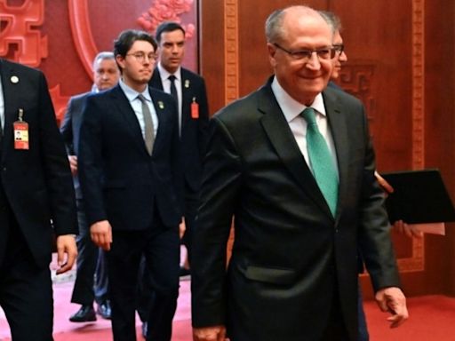 Xi elogia laços entre Brasil e China durante visita de Alckmin a Pequim