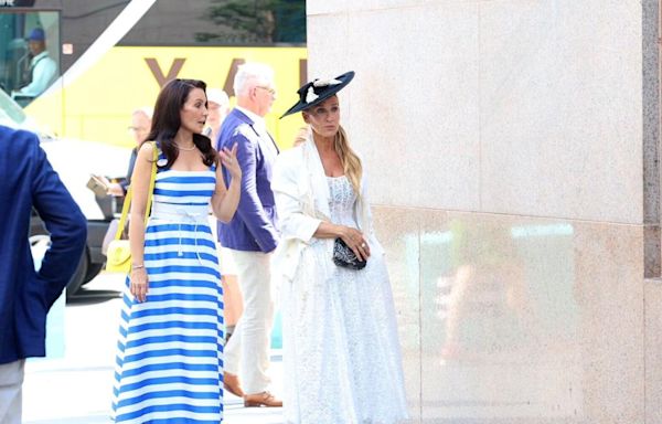 RAW VIDEO: Sarah Jessica Parker And Kristin Davis Filming 'And Just Like That...' In New York City