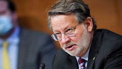 Senator Peters holds hearing at Lansing City Hall on the impacts of Infrastructure Law in Michigan