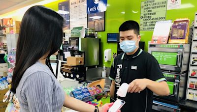 小七錢包綁信用卡再少一家，台新銀7月終止合作！7-11、全家目前還剩哪些信用卡可刷？