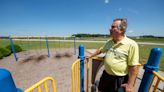 Hundreds turn out to protest proposal to reuse York County Superfund landfill site