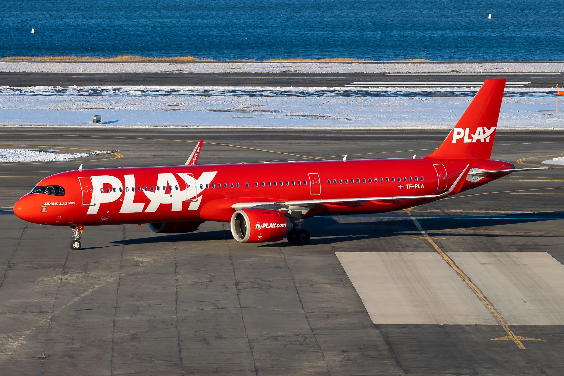 PLAY Airlines Announces Direct Flight to Cardiff