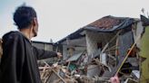 印尼地震增至252死377傷 倖存者：不知爸媽在哪裡