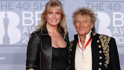 Así celebró Rod Stewart 25 años de amor con su esposa Penny Lancaster