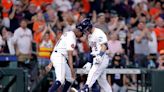 Astros beat A's on walk-off single in 10th inning