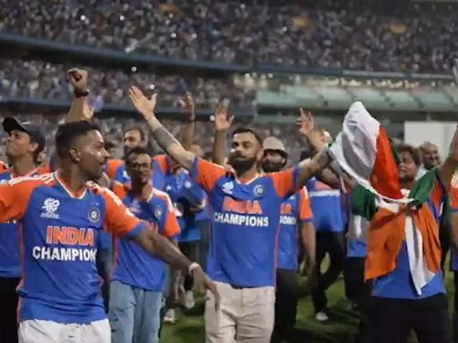 Virat Kohli, Rohit Sharma, Hardik Pandya and entire Team India sing 'Vande Mataram' - Watch | Cricket News - Times of India